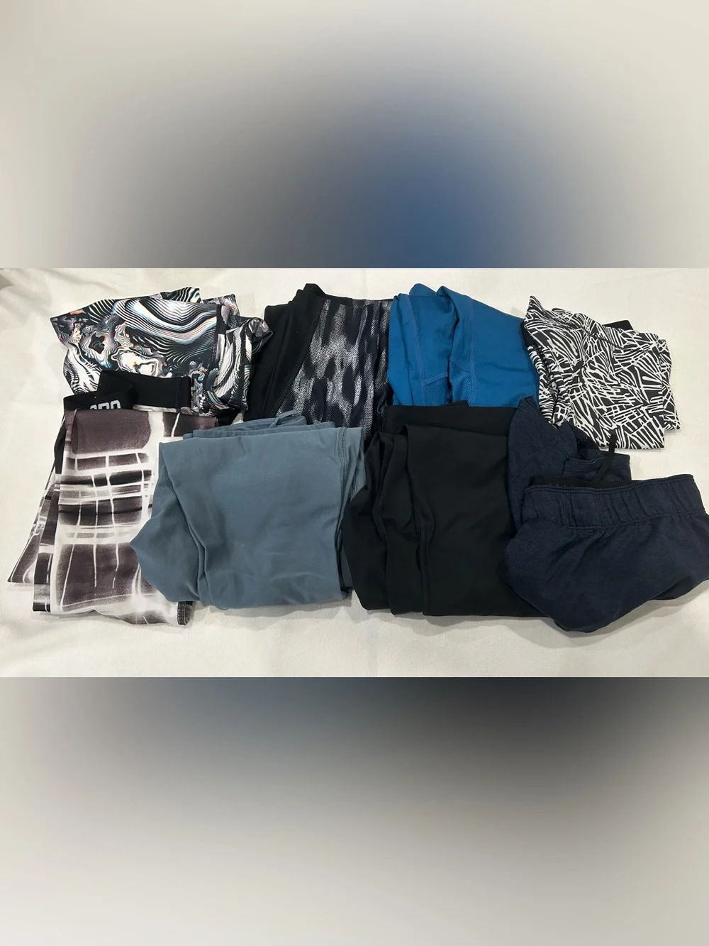 8 pair Nike women’s bottoms bundle